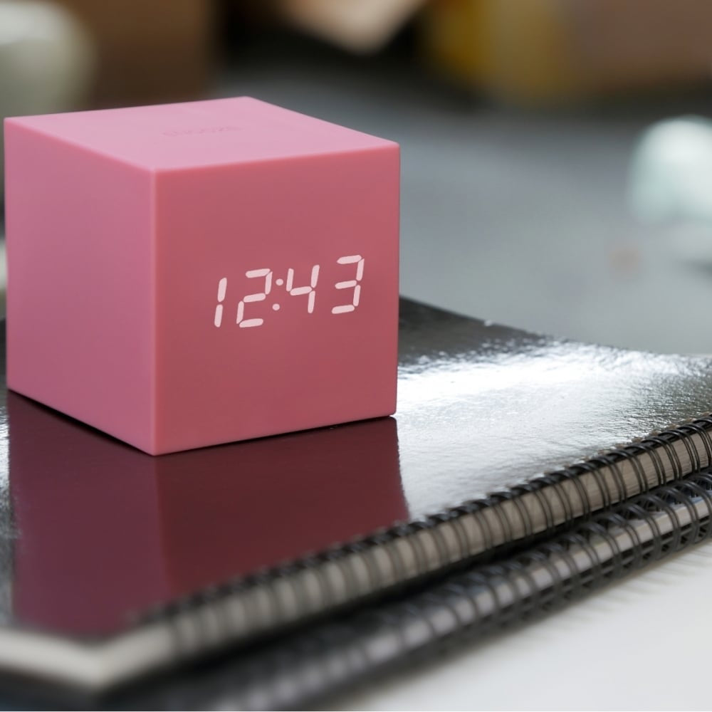 Gravity Cube Click Clock Pink