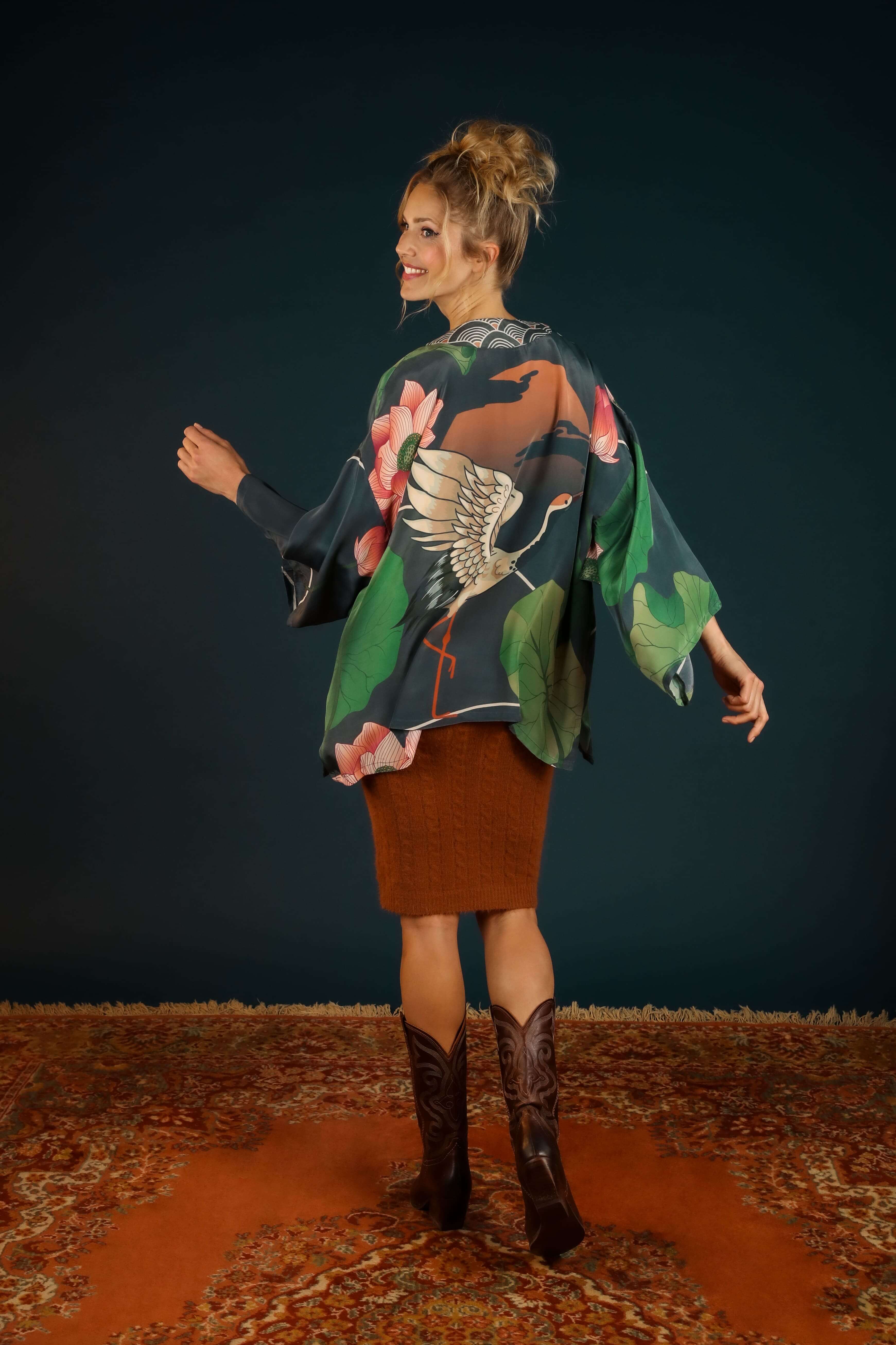 Luxury Kimono Jacket Crane At Sunrise