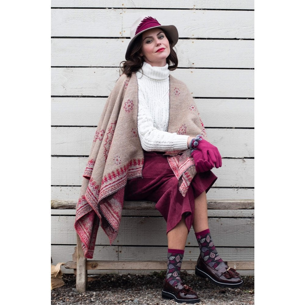 Felicity Paisley Design Wrap - Stone