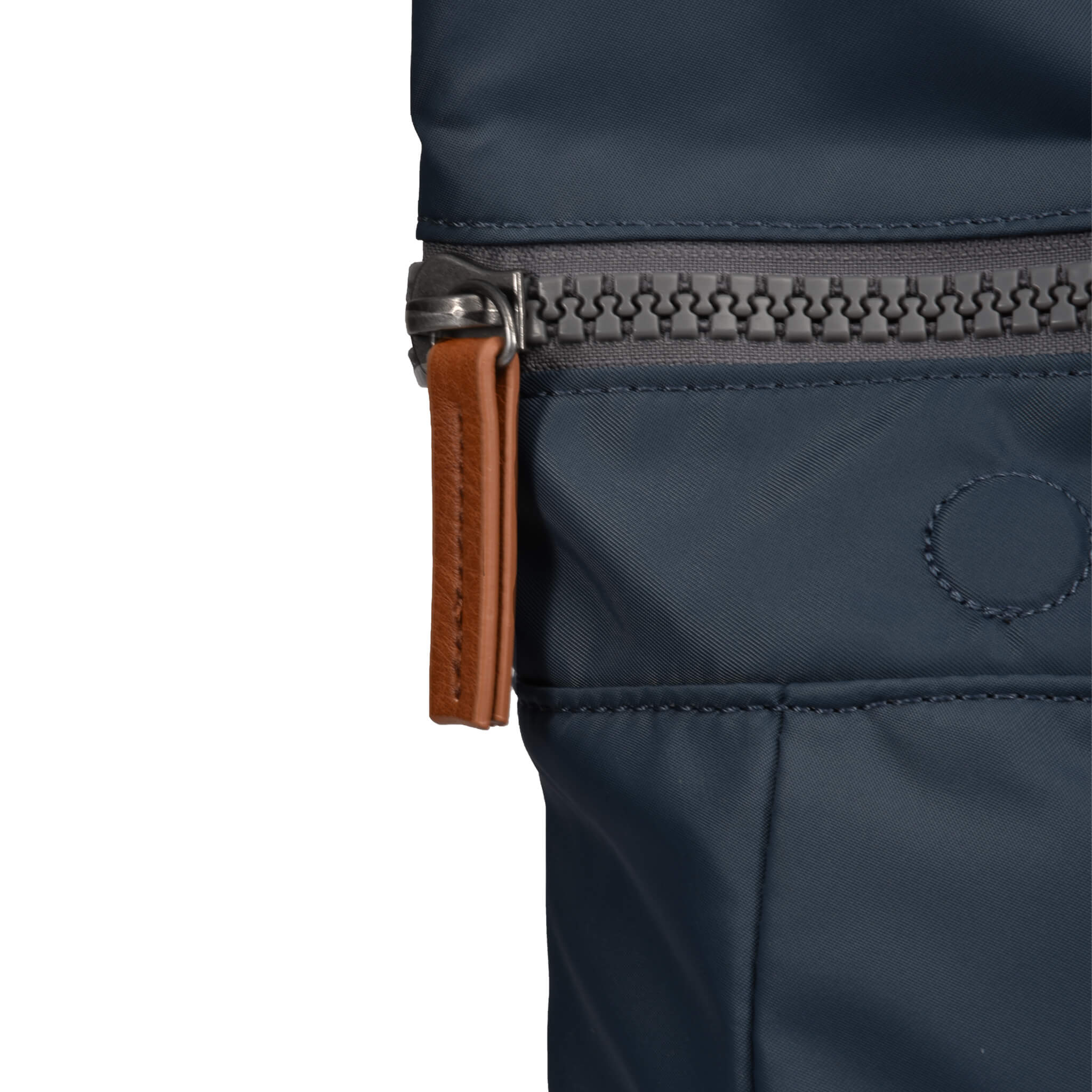 Canfield B Medium Sustainable Nylon Smoke