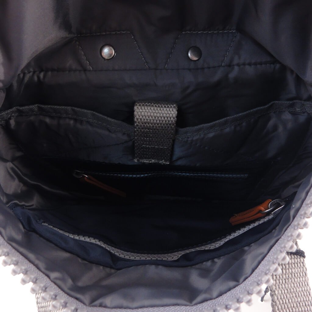 Canfield B Small Sustainable Nylon Midnight