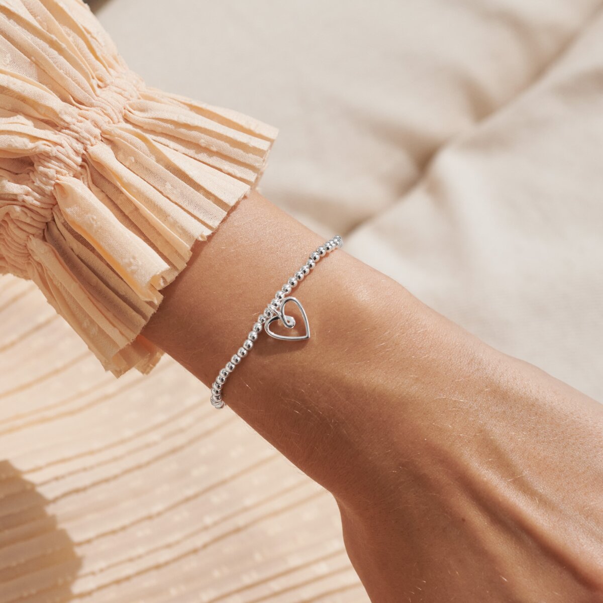 A Little 'Lucky To Have A Sister Like You' Silver Plated Bracelet