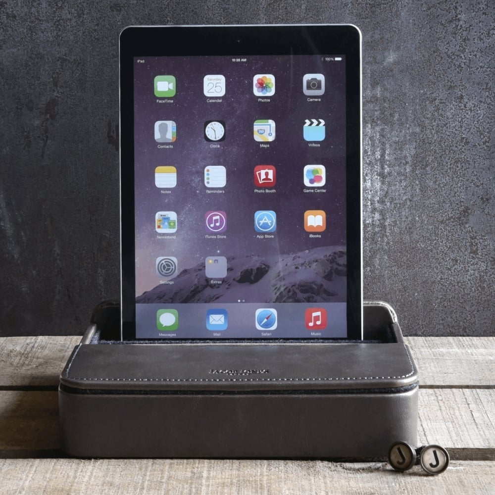 Grey Cambridge Charging Valet