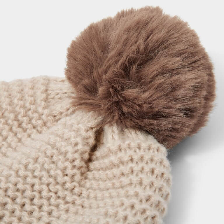 Chunky Knitted Hat | Light Taupe | 20cm X 23cm