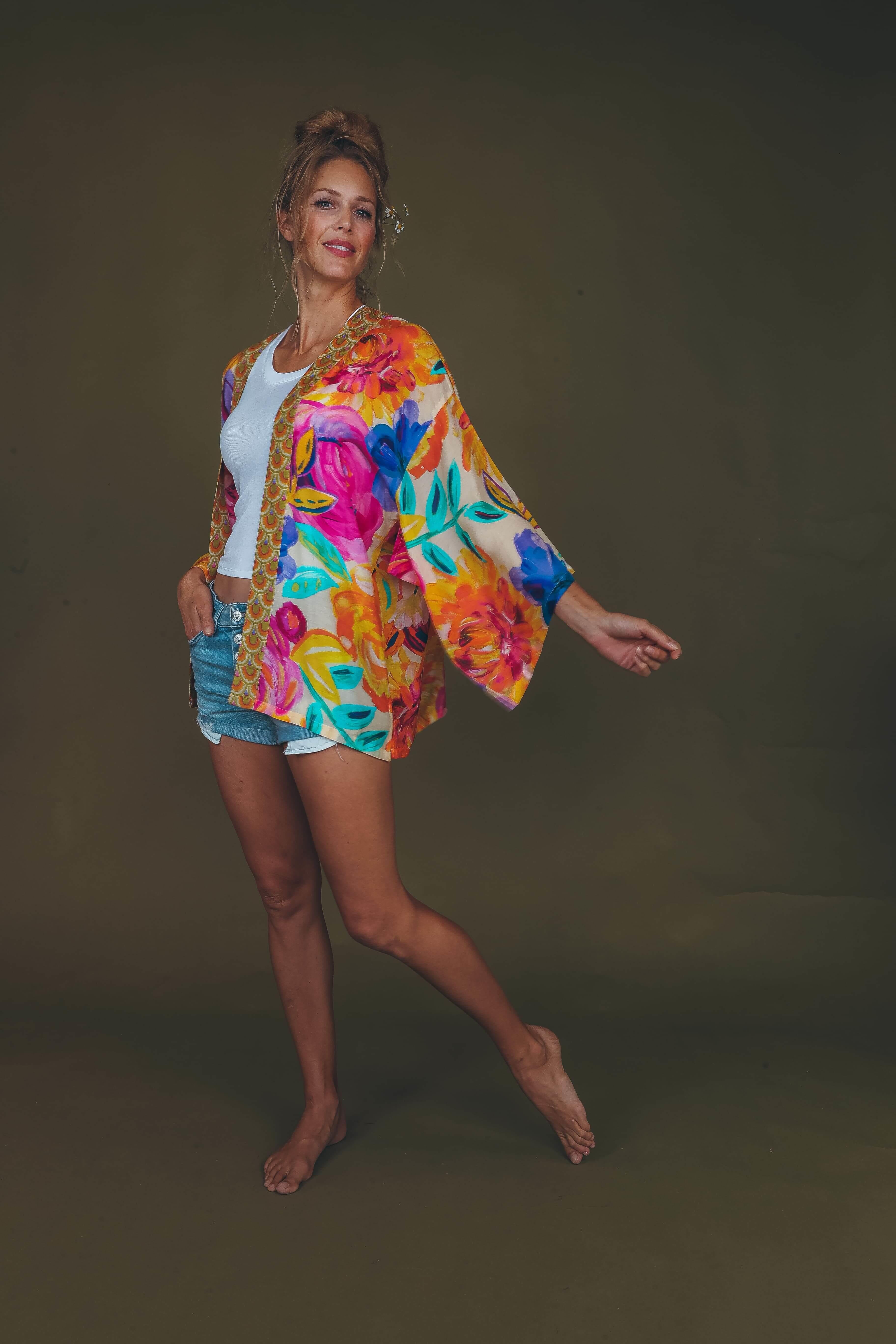 PRINTED KIMONO JACKET - Floral Frenzy