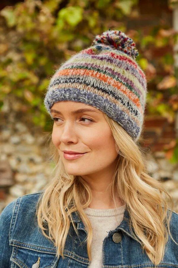 Coroico Bobble Beanie