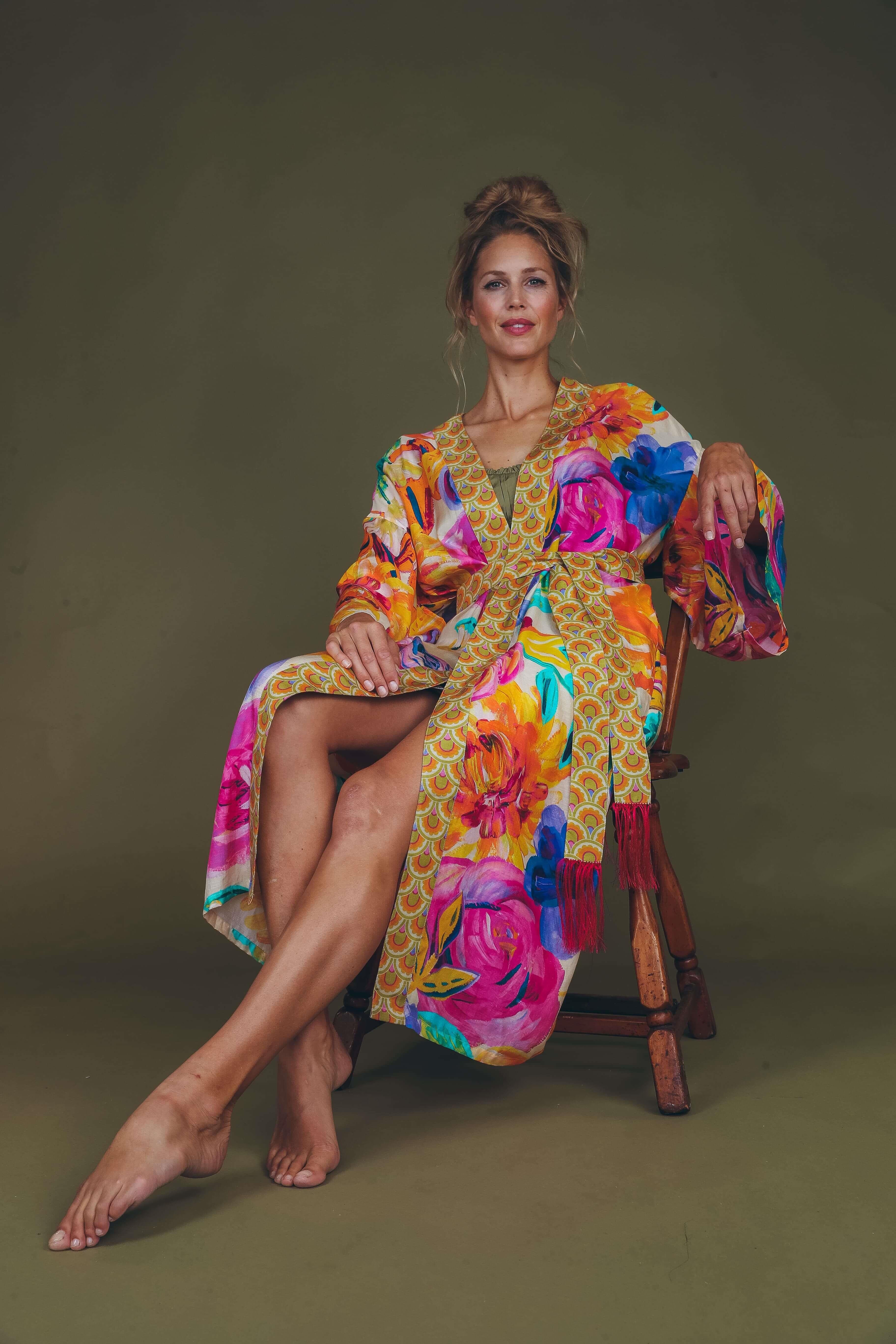 PRINTED KIMONO GOWN - Floral Frenzy