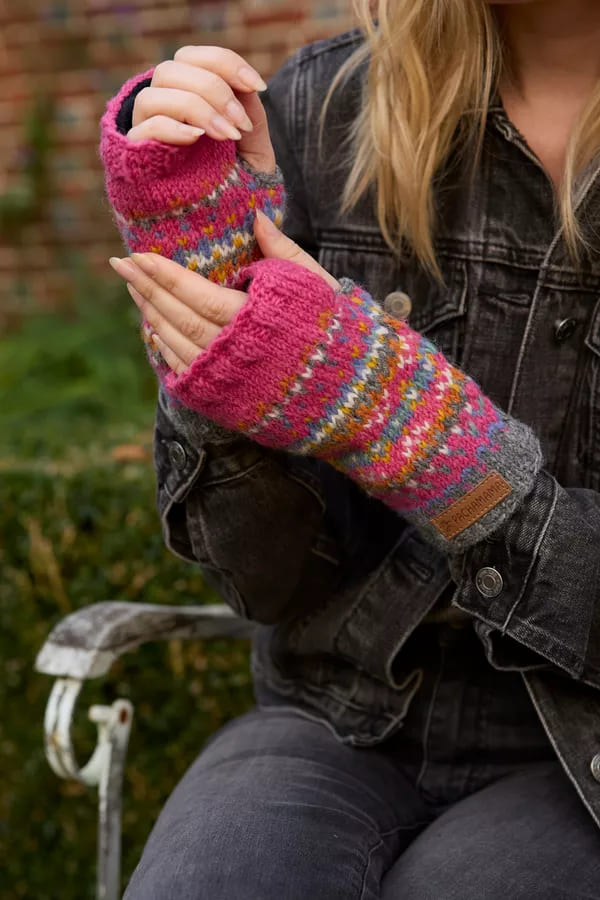 Iona Handwarmer Pink