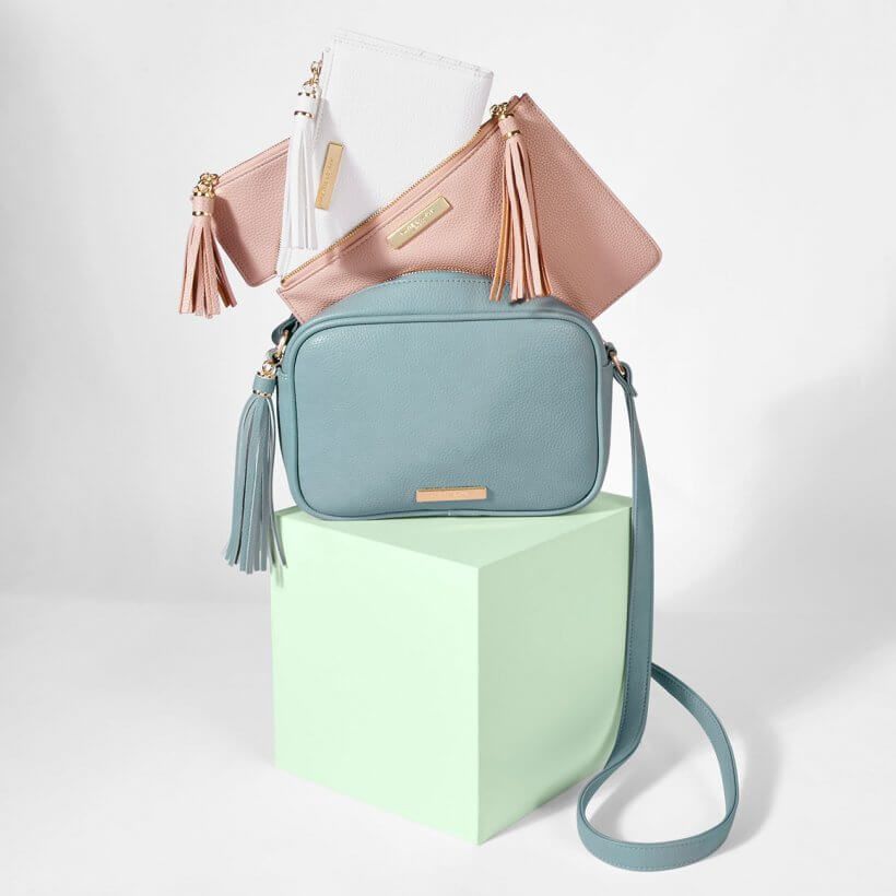Sophia Tassel Fold Out Purse | White