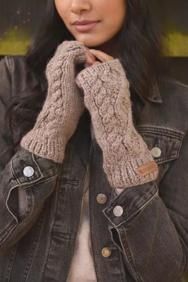 Enniskerry Handwarmer (Pure Merino) Mushroom