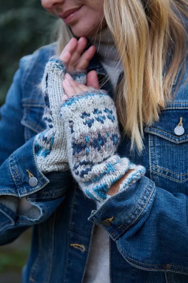 Loch Fyne Handwarmer (Pure Merino) Blue