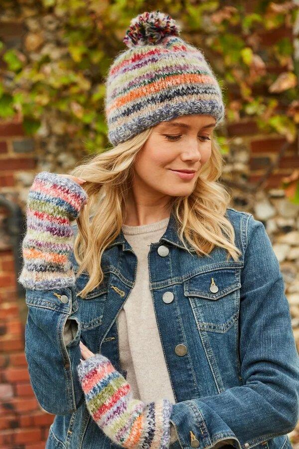 Coroico Bobble Beanie