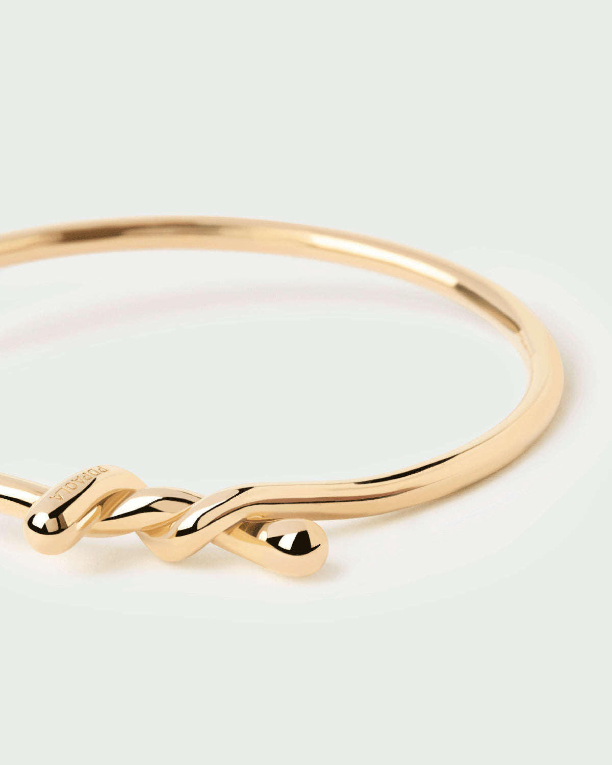 Twist 18k Gold Plated Bangle
