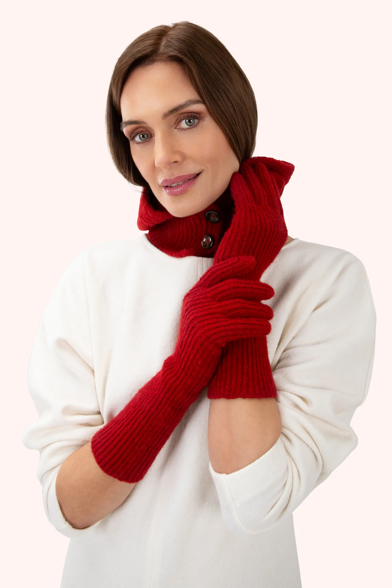 Sofia Long Gloves In Scarlet