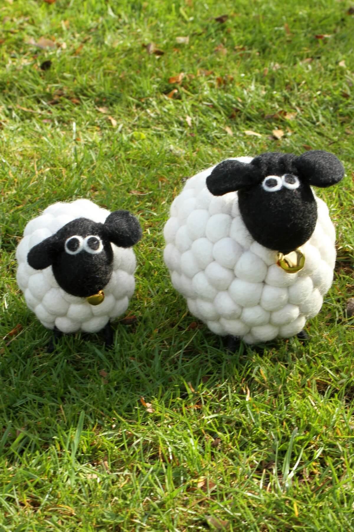 Tessa The Bobbly Lamb Decoration