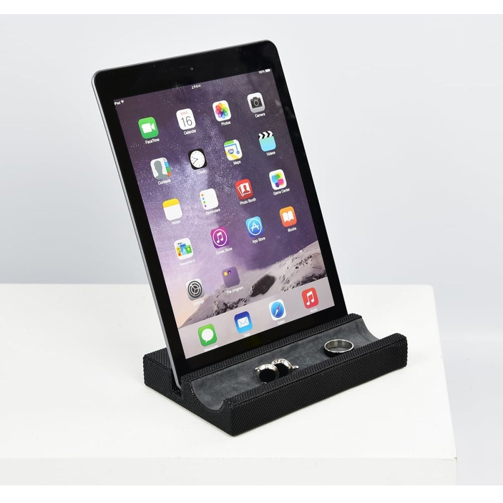 Black Tech Stand