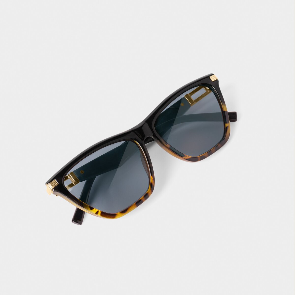 Marbella Sunglasses in Black Tortoiseshell Gradient