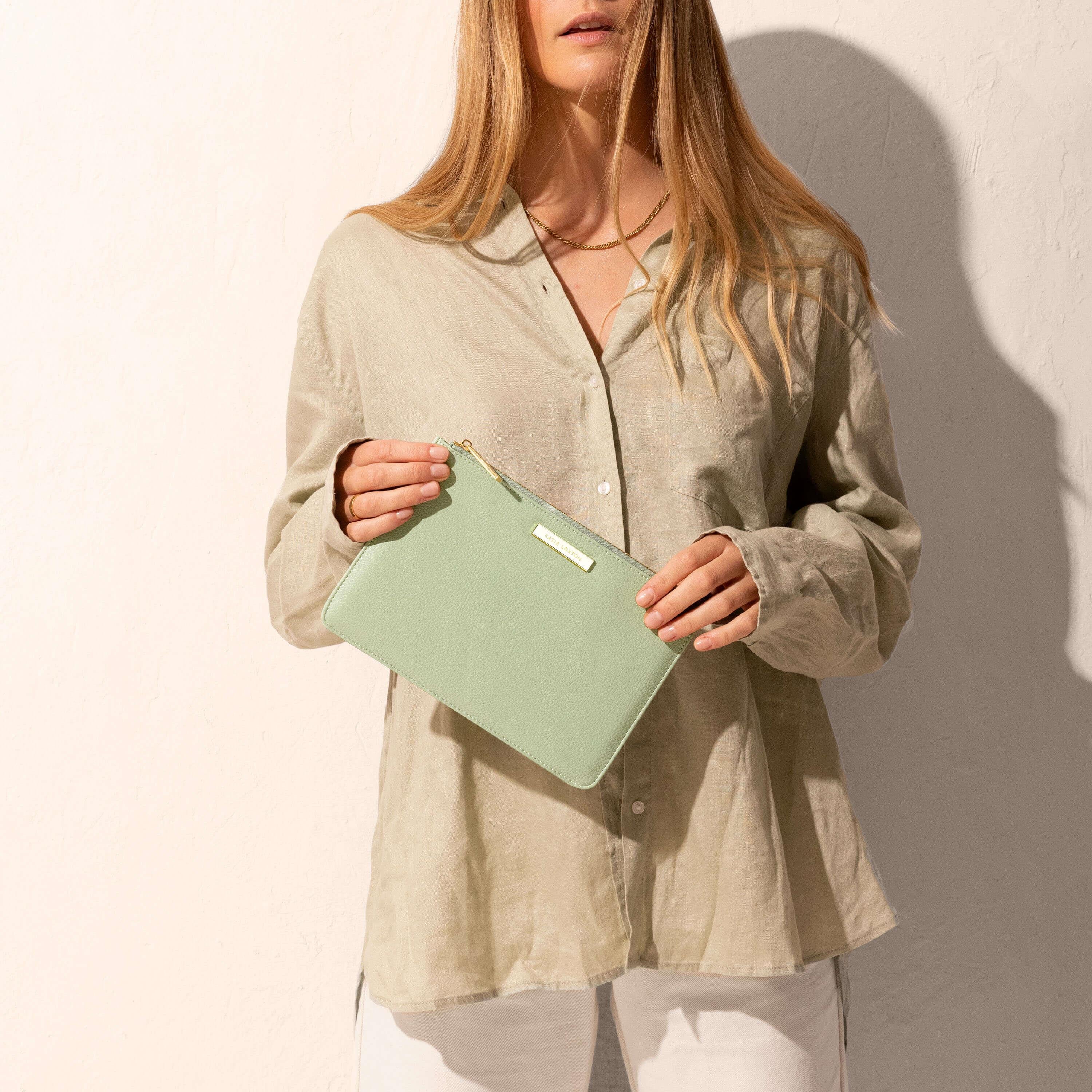 Secret Message Pouch | Thank You For Being My Wonderful Mum | Sage Green | 16 X 24 X 1.5cm