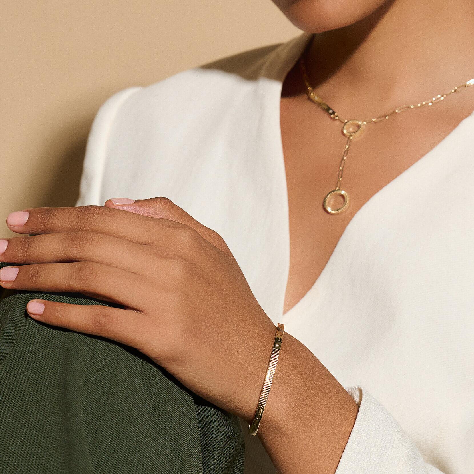GP Classic Linear Hinge Bangle