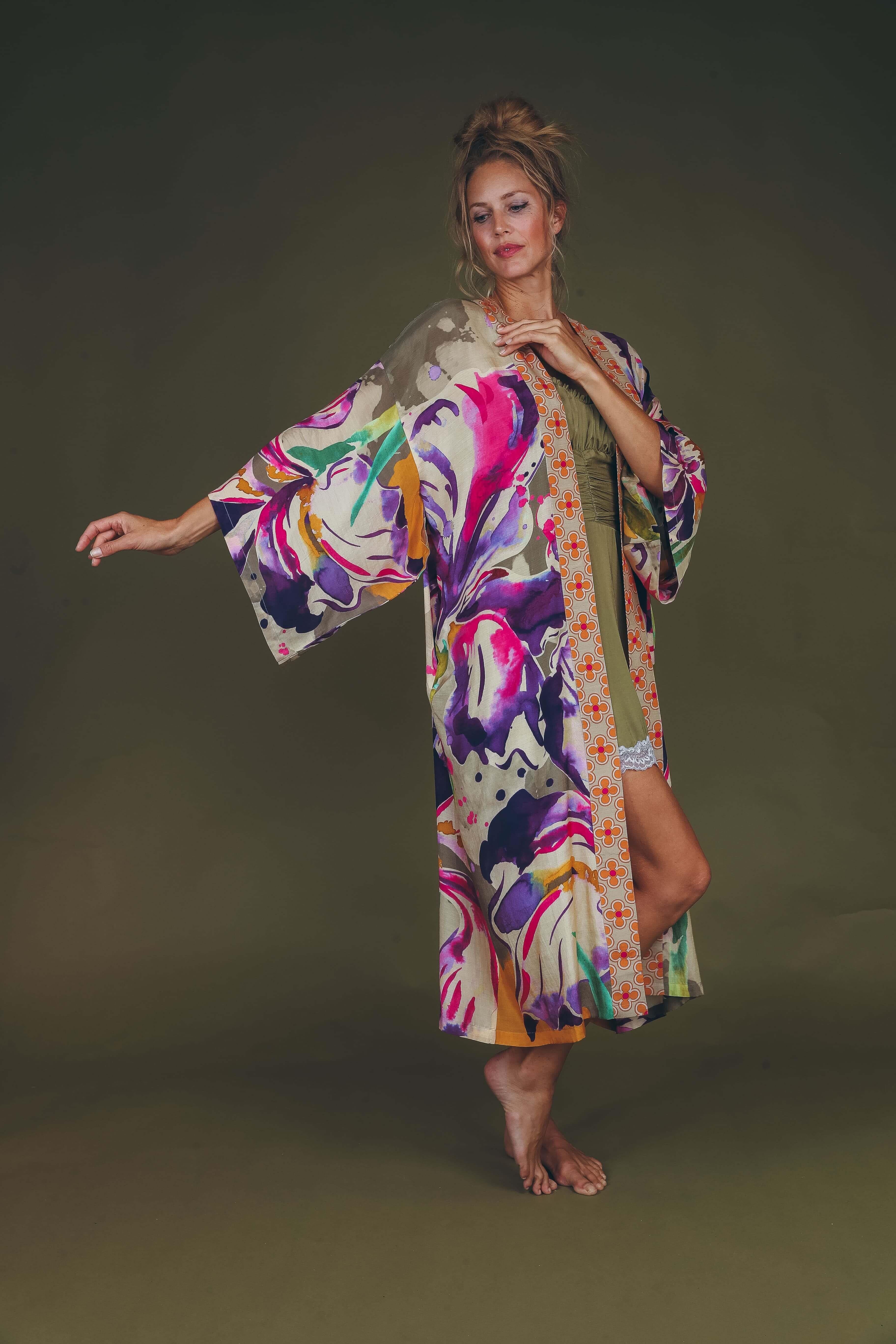 PRINTED KIMONO GOWN - Sage Iris